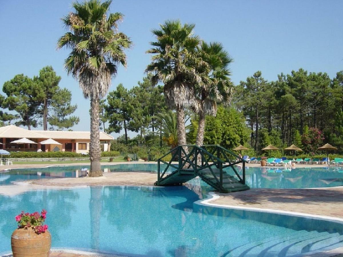 Dolphin Aroeira Beach Villa Charneca  Ngoại thất bức ảnh